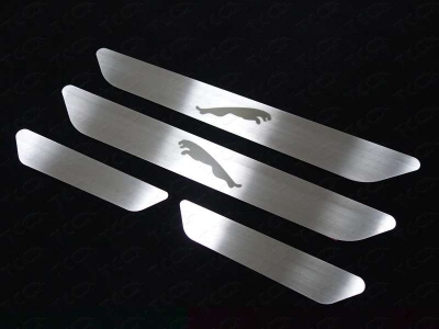 Накладки на пороги с надписью Jaguar шлифованный лист ТСС для Jaguar XE 2015-2021
