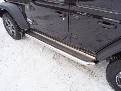 Пороги с площадкой нержавеющий лист 76 мм ТСС для Jeep Wrangler 2018-2021
