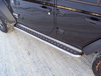 Пороги с площадкой алюминиевый лист 60 мм ТСС для Jeep Wrangler 2018-2021
