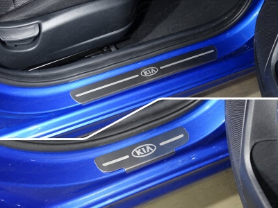 Накладки на пороги шлифованный лист лого Kia 4 штуки ТСС для Kia Rio 2018-2021