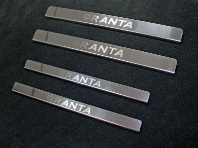 Накладки на пороги лист зеркальный надпись Granta ТСС для Lada Granta 2011-2021
