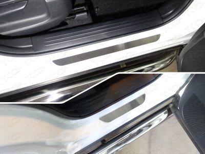 Накладки на пороги шлифованный лист 4 штуки ТСС для Mazda CX-5 2018-2021
