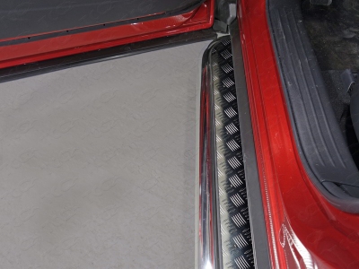 Пороги с площадкой алюминиевый лист 60 мм ТСС для Mazda CX-9 2017-2021