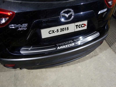Накладка на задний бампер лист шлифованный надпись Mazda ТСС для Mazda CX-5 2015-2021