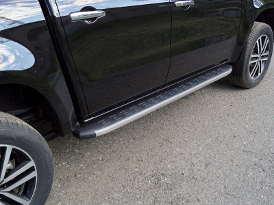 Пороги алюминиевые ТСС с накладкой серые для Mercedes-Benz X-Class № MERXCL18-17GR