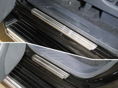 Накладки на пороги шлифованный лист с полосой 4 штуки для Mercedes-Benz X-Class № MERXCL18-25