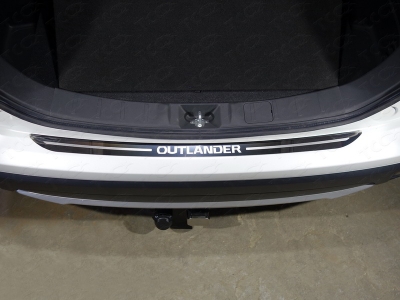 Накладка на задний бампер зеркальный лист надпись Outlander для Mitsubishi Outlander № MITOUT15-32