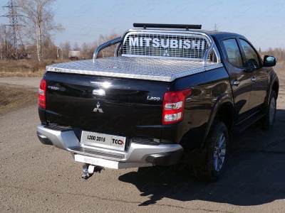 Защита кузова и заднего стекла со светодиодной фарой для крышки 75х42 мм ТСС для Mitsubishi L200 2015-2019