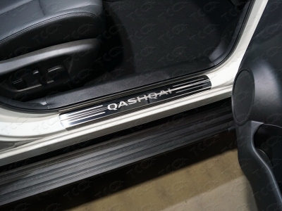 Накладки на пороги зеркальный лист надпись Qashqai 4 штуки ТСС для Nissan Qashqai 2019-2021