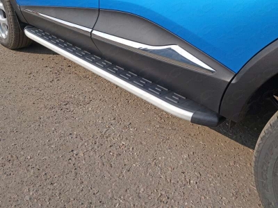 Пороги алюминиевые ТСС с накладкой для Renault Kaptur 2016-2021