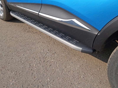 Пороги алюминиевые ТСС с накладкой серые для Renault Kaptur 2016-2021