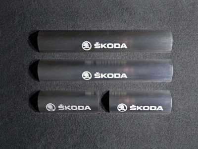 Накладки на пластиковые пороги зеркальный лист надпись Skoda ТСС для Skoda Octavia A7 2013-2020