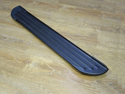 Пороги алюминиевые Slim Line Black ТСС для Kia Sorento 2009-2012
