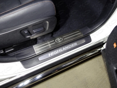 Накладки на пластиковые пороги шлифованный лист логотип Toyota 2 штуки для Toyota Highlander № TOYHIGHL17-16
