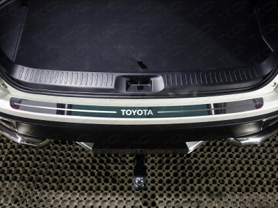 Накладка на задний бампер зеркальный лист надпись Toyota для Toyota Highlander № TOYHIGHL17-21