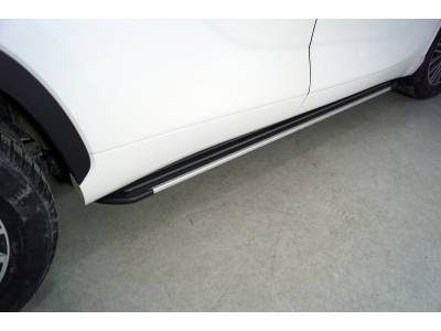 Пороги алюминиевые Slim Line Silver для Toyota Highlander № TOYHIGHL20-22S