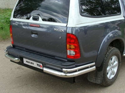 Защита задняя двойные уголки 76-42 мм ТСС для Toyota Hilux 2008-2011