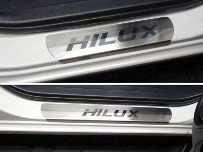 Накладки на пороги с надписью Hilux шлифованный лист для Toyota Hilux № TOYHILUX15-33