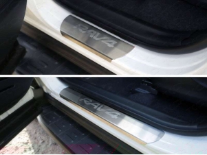 Накладки на пороги шлифованный лист надпись RAV4 для Toyota RAV4 № TOYRAV15-05