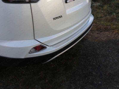 Накладка на задний бампер зеркальный лист  для Toyota RAV4 № TOYRAV15-06