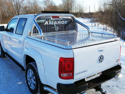 Защита кузова и заднего стекла с фарой на крышку 76 мм ТСС для Volkswagen Amarok 2016-2021