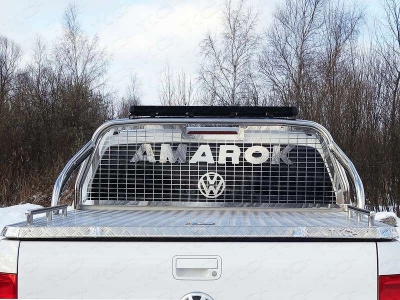 Защита кузова и заднего стекла со светодиодной фарой 75х42 мм на крышку ТСС для Volkswagen Amarok 2016-2021
