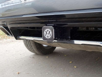 Заглушка на фаркоп с логотипом Volkswagen ТСС для Volkswagen Любые