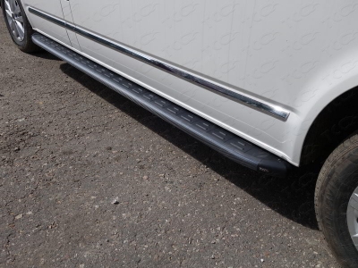 Пороги алюминиевые ТСС с накладкой чёрные для Volkswagen Caravelle T6 Long 2015-2021