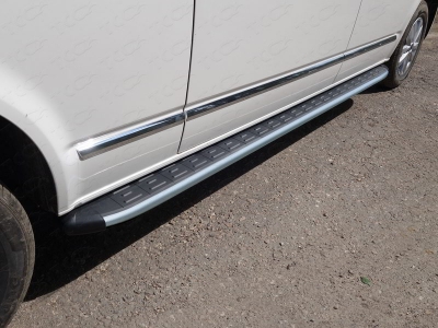 Пороги алюминиевые ТСС с накладкой серые для Volkswagen Caravelle T6 2015-2021