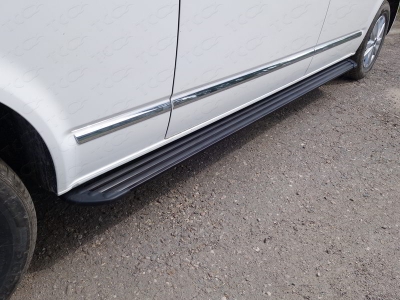 Пороги алюминиевые Slim Line Black ТСС для Volkswagen Caravelle T6 Long 2015-2021