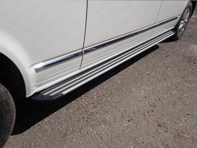 Пороги алюминиевые Slim Line Silver ТСС для Volkswagen Multivan T6 Long 2015-2021