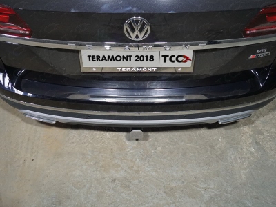 Накладка на задний бампер лист зеркальный для Volkswagen Teramont № VWTER18-12