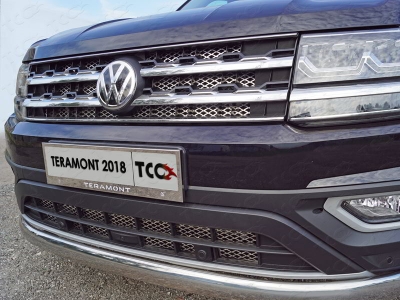 Накладка решетки радиатора нижняя с парктроником и камерой лист ТСС для Volkswagen Teramont 2018-2021