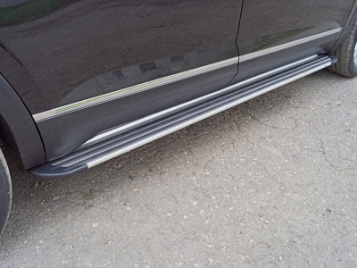 Пороги алюминиевые Slim Line Silver для Volkswagen Teramont № VWTER18-39S