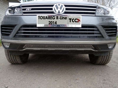 Накладка решётки радиатора центральная лист ТСС для Volkswagen Touareg R-Line 2014-2017
