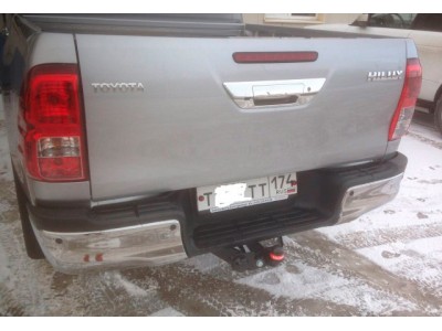 Фаркоп Bosal на Toyota Hilux Double Cab № 3093-F