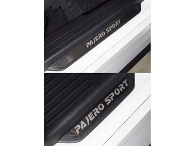 Накладки на пороги вставка (лист шлифованный надпись Pajero Sport )4шт для Mitsubishi Pajero Sport III Рестайлинг 2019 – н.в. MITPASPOR21-08