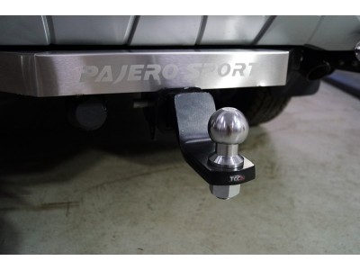 Фаркоп (надпись Pajero Sport, шар E нерж.) для Mitsubishi Pajero Sport III Рестайлинг 2019 – н.в. TCU00279N
