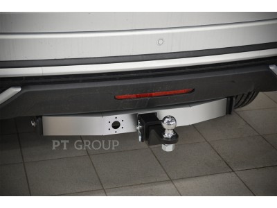 Фаркоп с нержавеющей накладкой Haval H6 2014-2020, Haval M6 2021-н.в. съемное крепление шара под американский квадрат