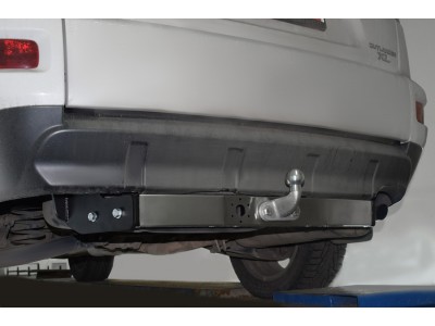 Фаркоп с нержавеющей накладкой для Mitsubishi Outlander XL 2007-2012, Citroen C-Crosser 2007-2012, Peugeot 4007 2007-2012 фланцевое крепление шара