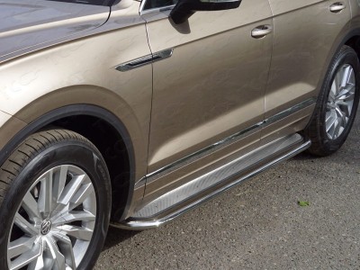 Пороги с площадкой нержавеющий лист 75х42 мм для Volkswagen Touareg № VWTOUAR18-33