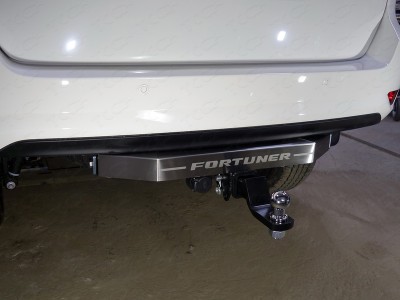 ТСУ Фаркоп ТСС крюк Е нержавеющий, надпись Fortuner для Toyota Fortuner № TCU00097N