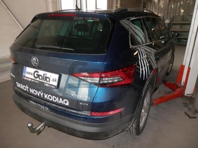 Фаркоп оцинкованный Galia шар C съемный для Skoda Kodiaq 2017-2021