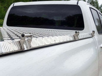 Такелажная скоба комплект для Volkswagen Amarok № VWAMAR17-57