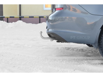 Фаркоп оцинкованный для Volkswagen Polo седан 2010-2020, Polo лифтбек 2020-2022, Skoda Rapid лифтбек 2012-2020, 2020-2022 крюк на двух болтах