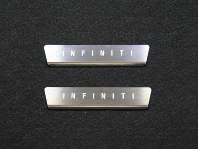 Накладки на задние пороги лист шлифованный надпись Infiniti 2 шт для Infiniti QX50 2018-2021