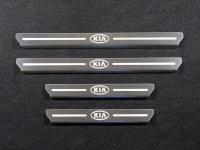 Накладки на пороги лист шлифованный логотип Kia 4 штуки ТСС для Kia Mohave 2016-2020