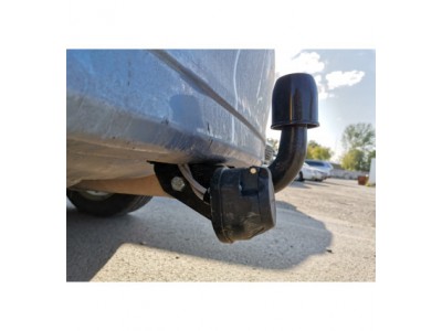Фаркоп для Toyota Ipsum (ACM21, ACM26) 2001-2009, Toyota Avensis Verso 2001-2009 крепление шара на двух болтах