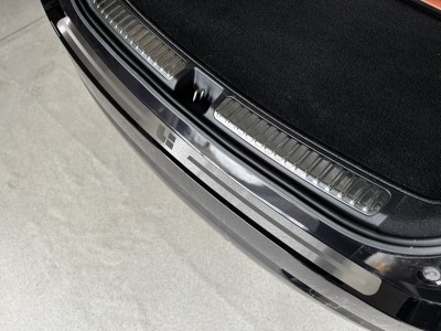 Накладка на задний бампер узкая (лист шлифованный надпись Li) для Lixiang L9 2025-н.в. №LIXL925-03