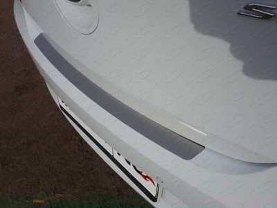 Накладка на задний бампер с надписью Rio шлифованный лист для Kia Rio № KIARIO15-10